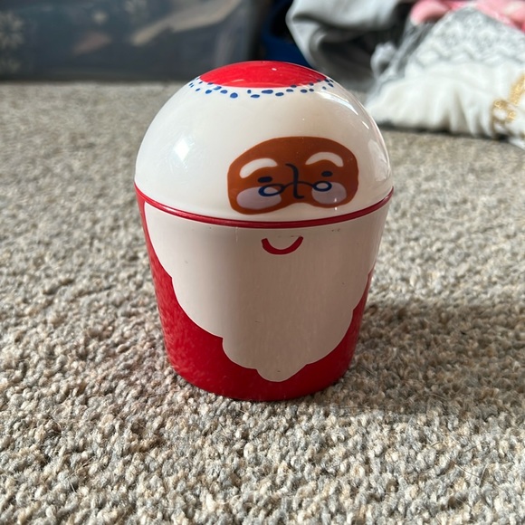 Container - Picture 1 of 2